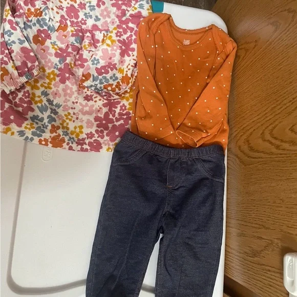 Babygirl outfit - Picture 5 of 5